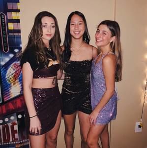 Meet your Posher, Holly